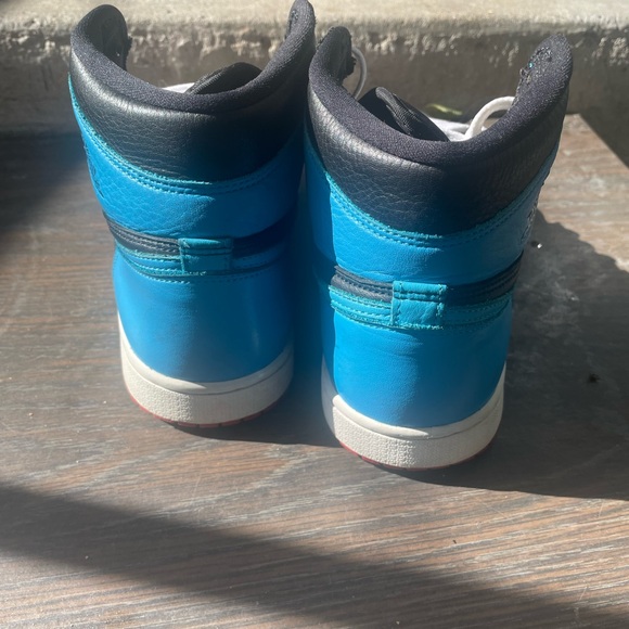 Nike Air Jordan 1 Retro High OG Black/Red/Blue - Picture 5 of 6